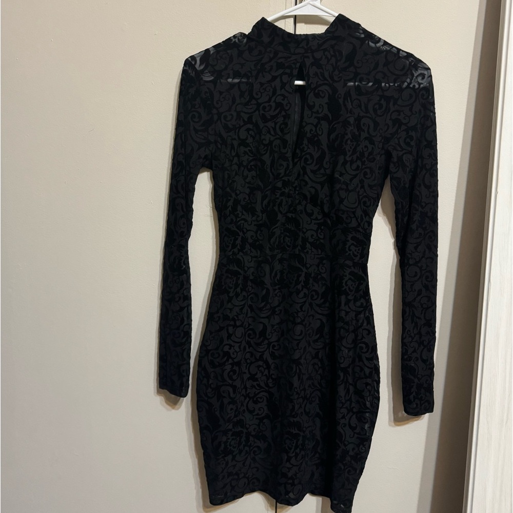 Windsor Bodycon Key Hole Dress Size M